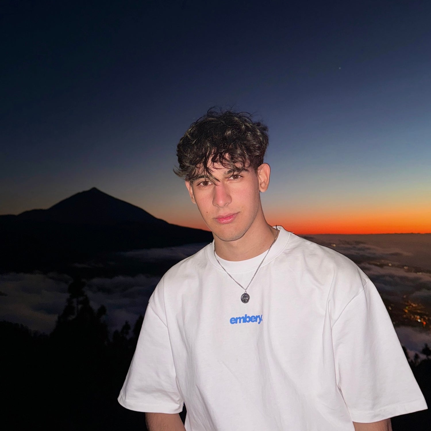 COSMIC WHITE TEE - Embery Society