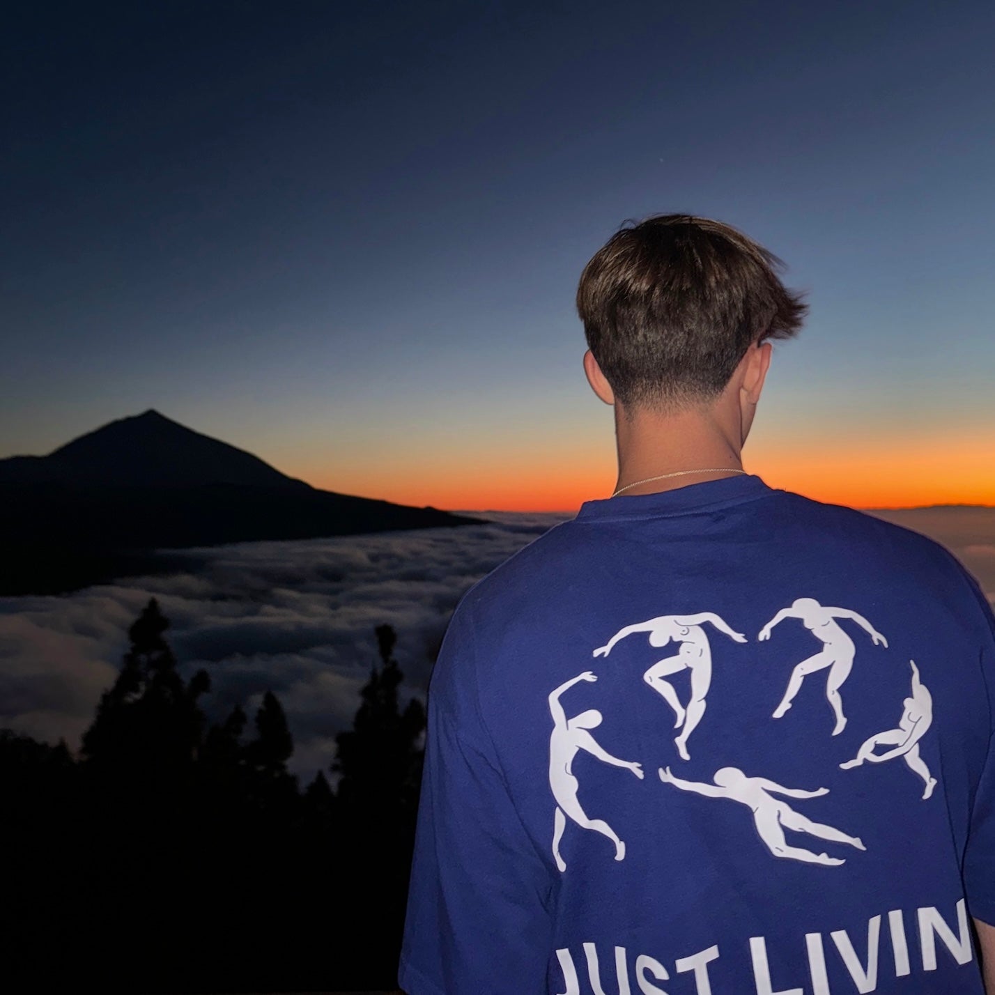 LIVIN NAVY TEE - Embery Society
