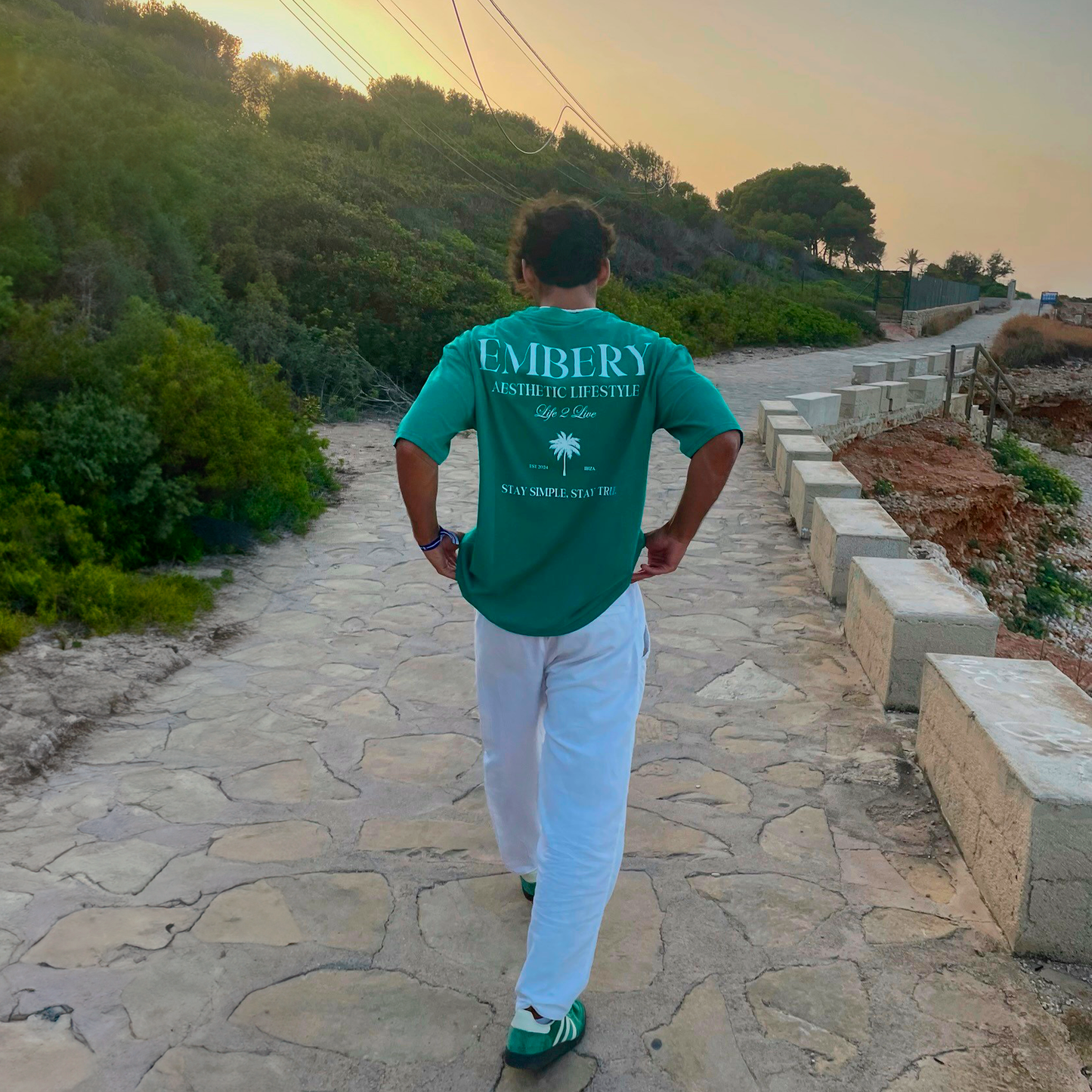 IBIZA GREEN TEE - Embery Society